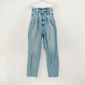 Abercrombie & Fitch Paperbag High Waist Rise  raw hem Blue Mom Jeans P2687